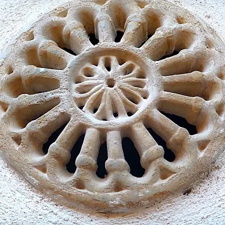 Luoghi Antichi Oda ve Kahvaltı Castrovillari