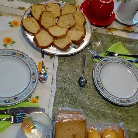 Luoghi Antichi Oda ve Kahvaltı 3*